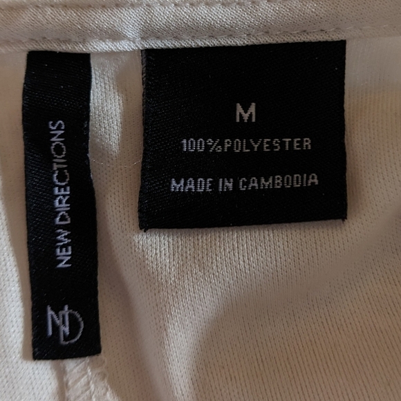 Pre-owned white new directions size medium long sleeve shirt, T3W - Picture 5 of 5